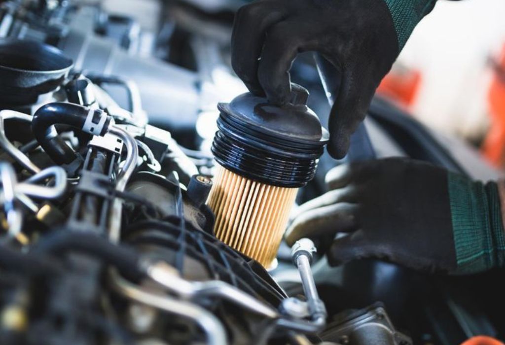 Yes You Can Hand Tighten an Oil Filter Safely Here is How